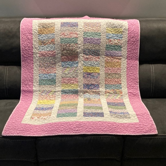 Handmade super sweet PINK PATCHWORK QUILT - Picture 1 of 13